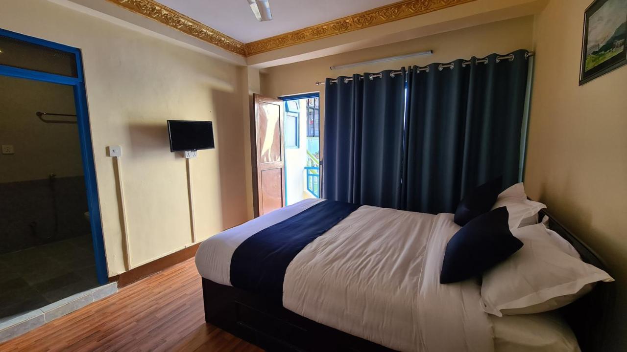 Temple Town Inn กาฐมาณฑุ ภายนอก รูปภาพ